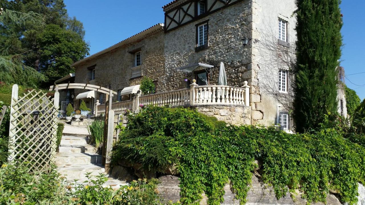 Bed and Breakfast La Ferme De Jeanne Saint-Girons  Exteriér fotografie